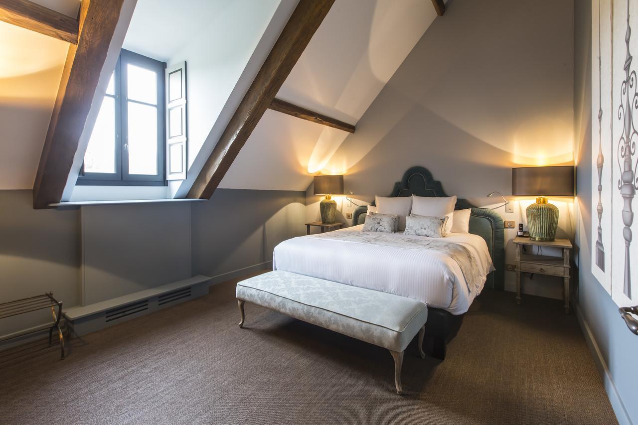 Domaine De Rymska & Spa - Relais & Chateaux Saint-Jean-de-Trézy Esterno foto